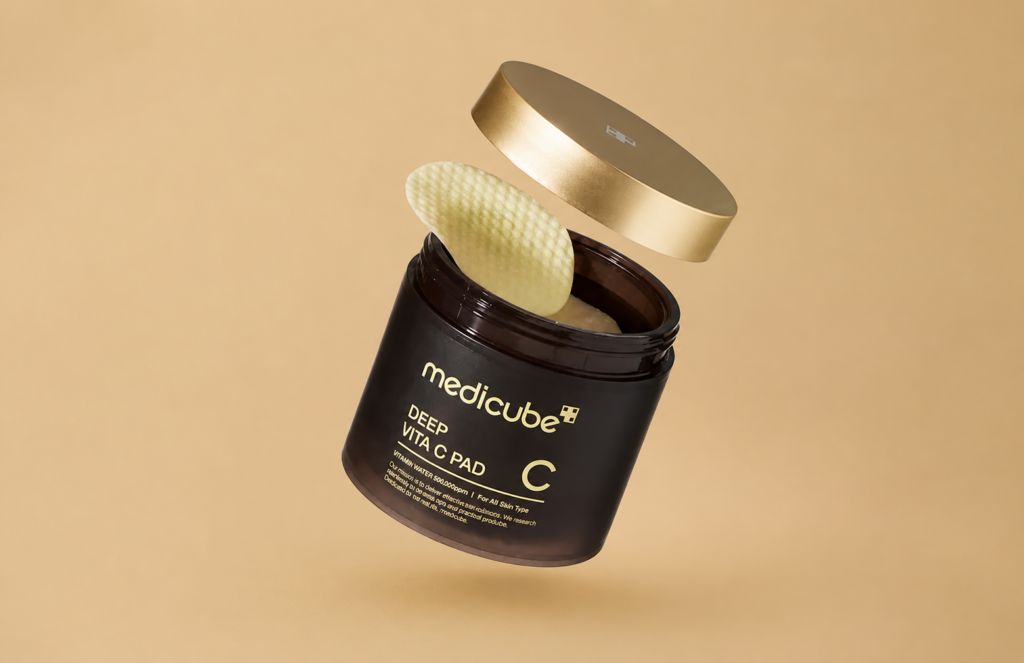 Medicube-Deep-Vita-C-Pad-Brightening-Exfoliating